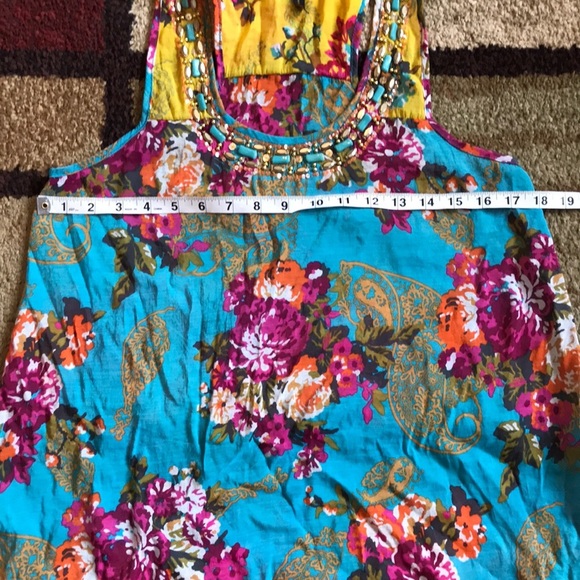 Beautiful Bejeweled Flowered Tank/Tunic Top - Picture 5 of 7